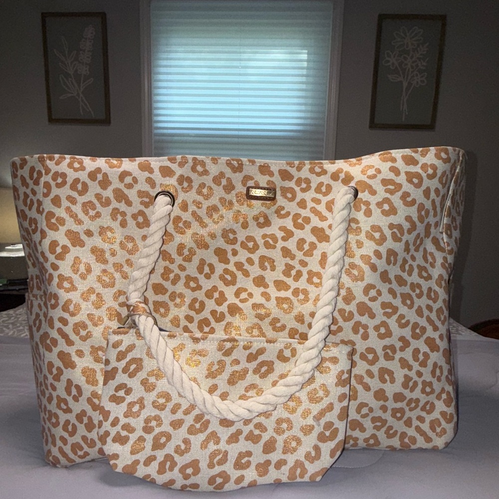 Leopard Print Tote Bag with Pouch